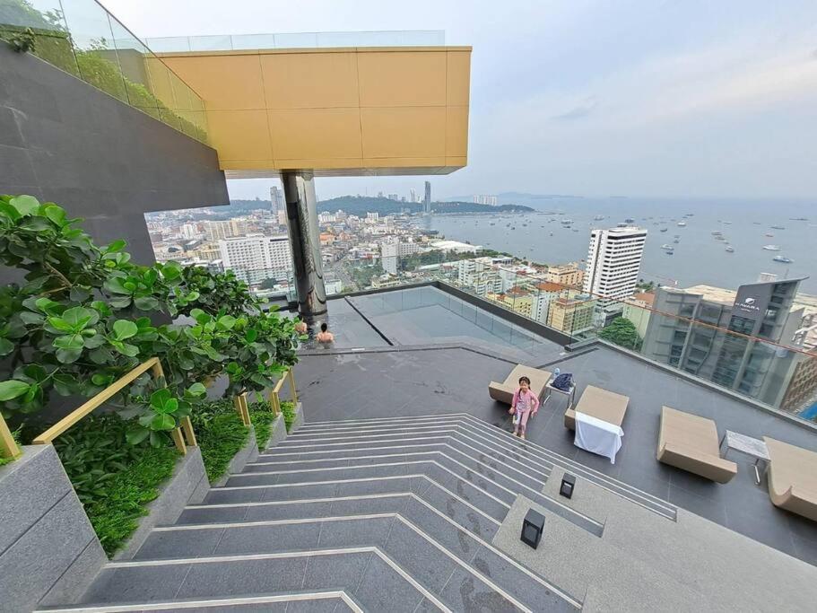 Downtown Chic Condo Rooftop Pool #En797 Pattaya Exterior foto