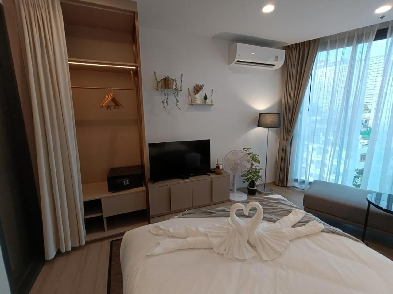 Downtown Chic Condo Rooftop Pool #En797 Pattaya Exterior foto